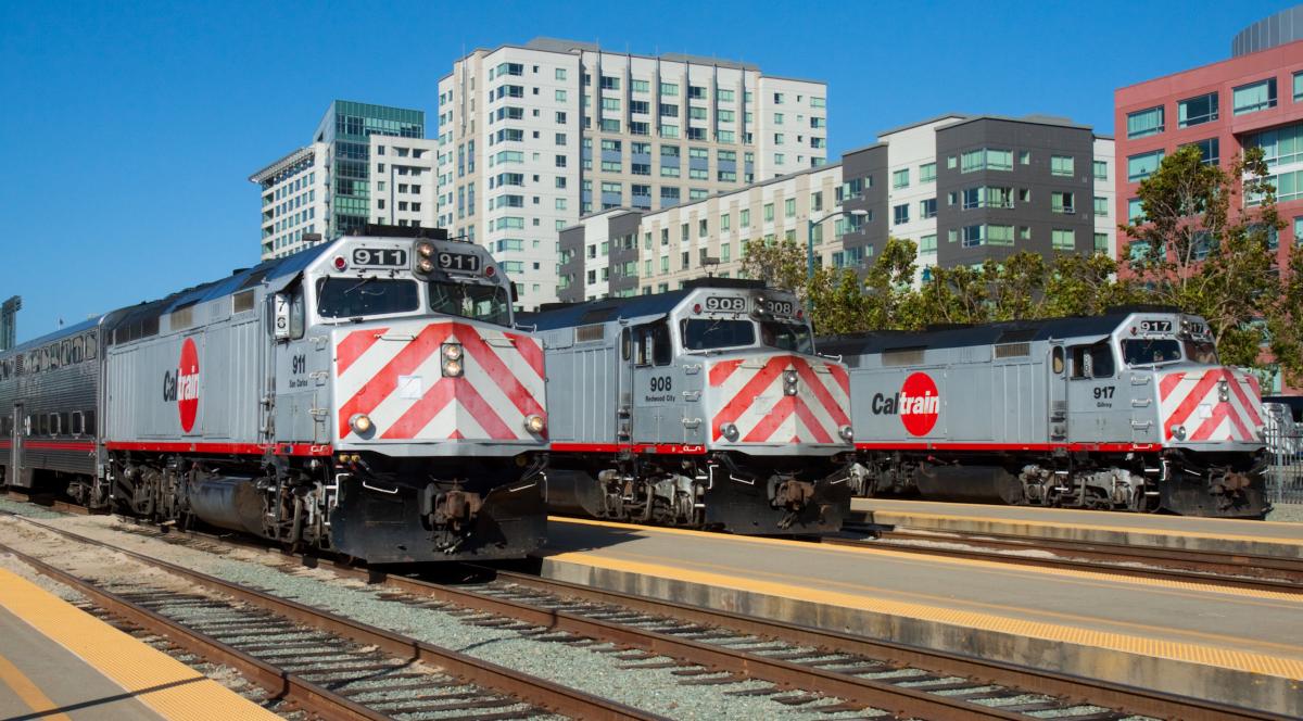 Caltrain F40